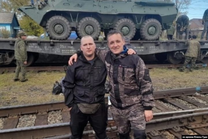 Aleksandr Koltun (right) died days after being mobilized