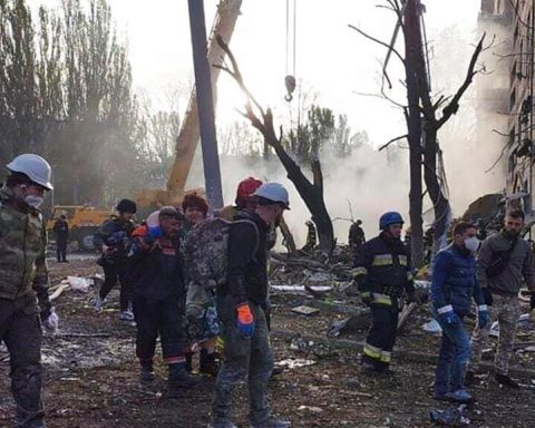 shelling in Zaporizhzhia, Ukraine