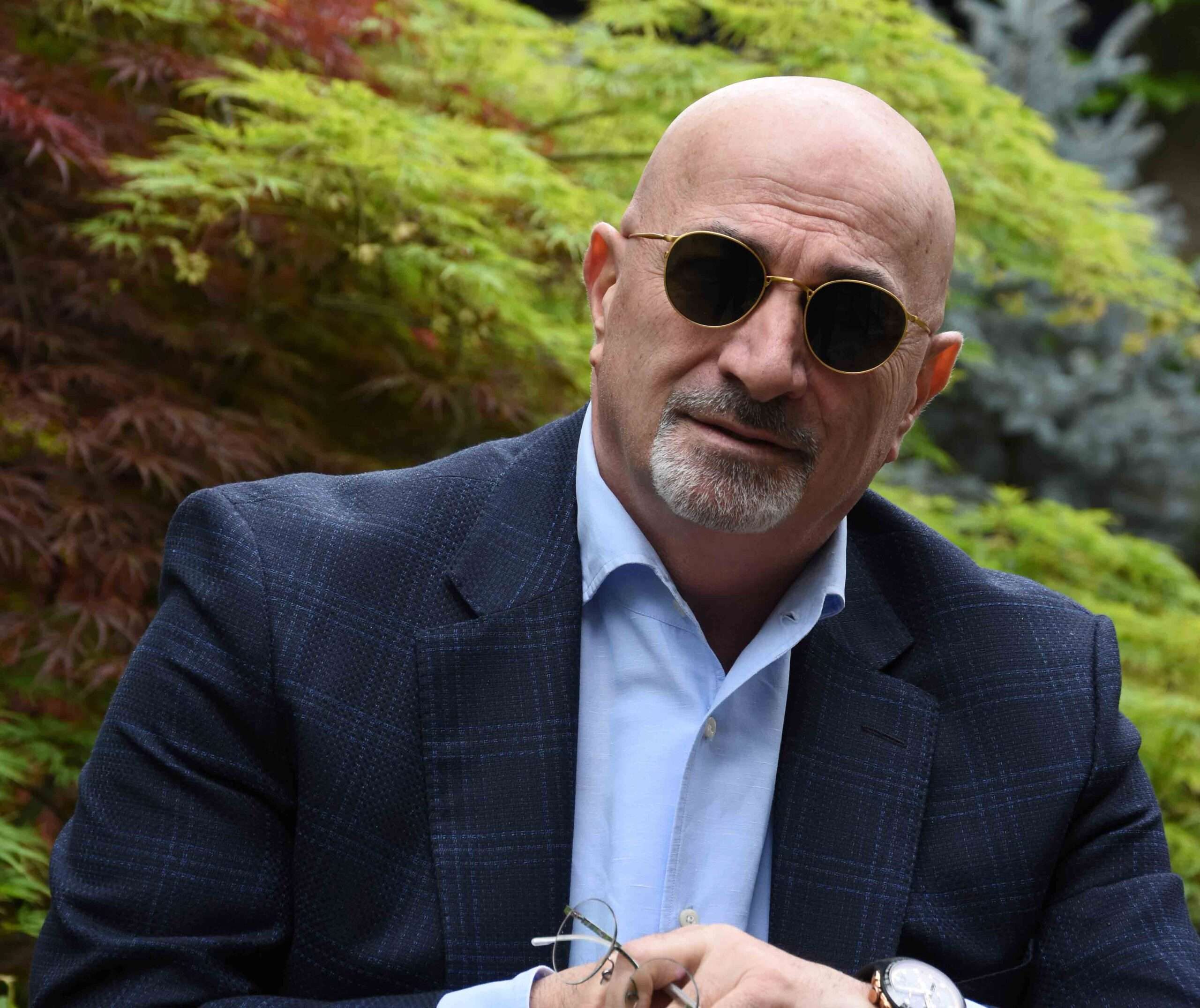 ROLAND JAVAKHIA, General Director of Roniko